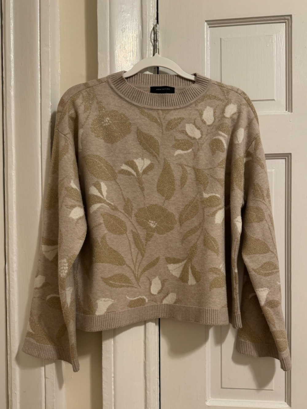 Ann Taylor Taupe Metallic Floral Intarsia Knit Sweater Shimmer M